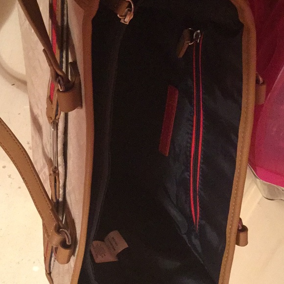 Purse - Picture 3 of 5